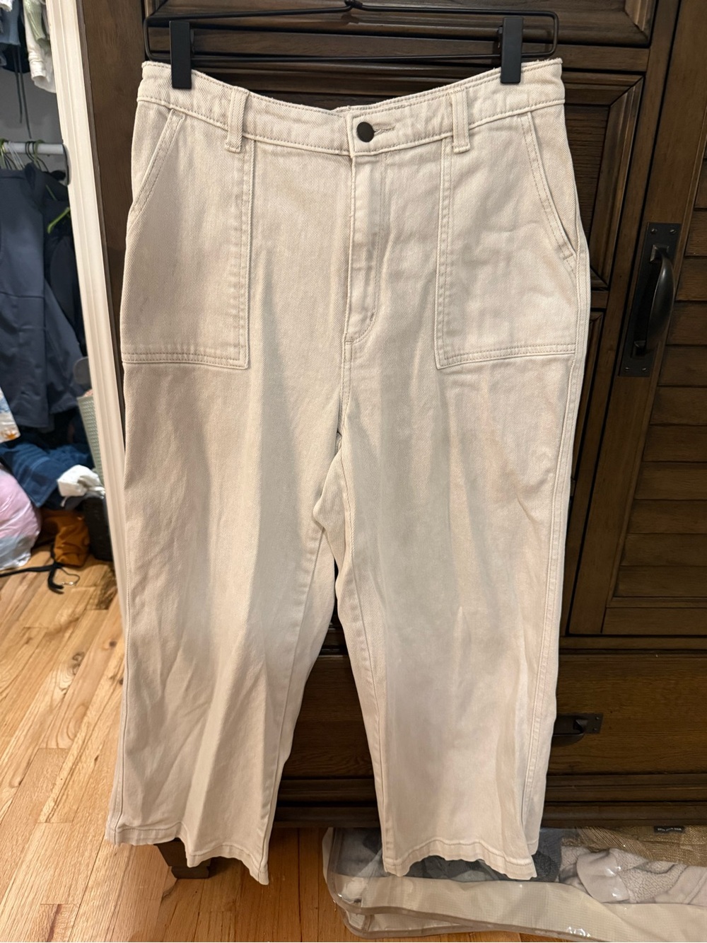 Universal Thread Cream High-Rise Straight Jeans